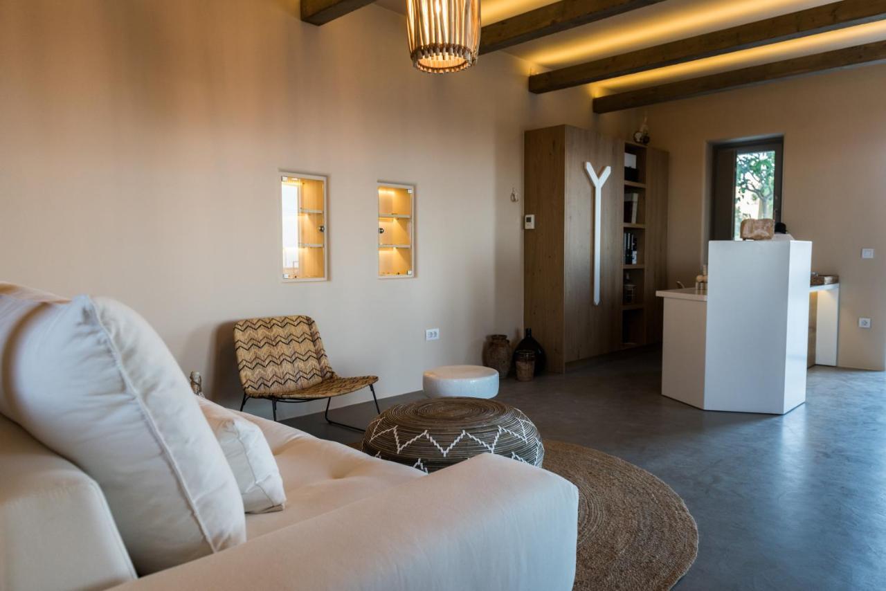 Ypseli Anafi'S Hive Hotel Bagian luar foto